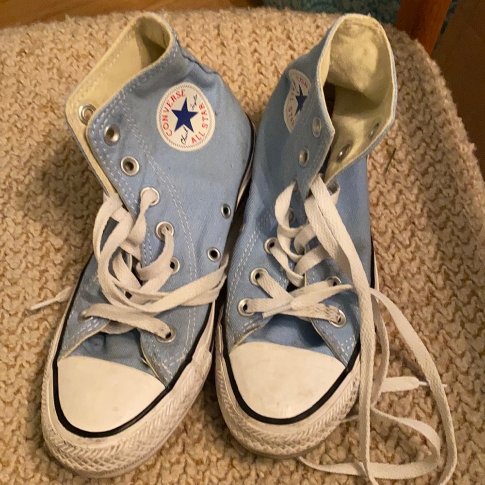 Blue hightop converse